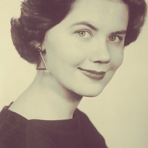 Meet your Posher, Deedee